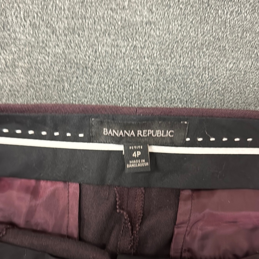 Banana Republic Women's Ankle Pants in Rich Burgundy - Picture 3 of 6